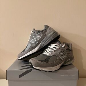 NewBalance 990v3 sz 6.5M/8W